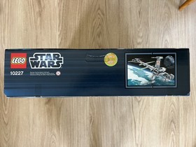 LEGO Star Wars: B-wing Starfighter (10227)