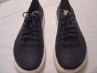 Crocs womens size 6 M shoes rubber Blue  TIE