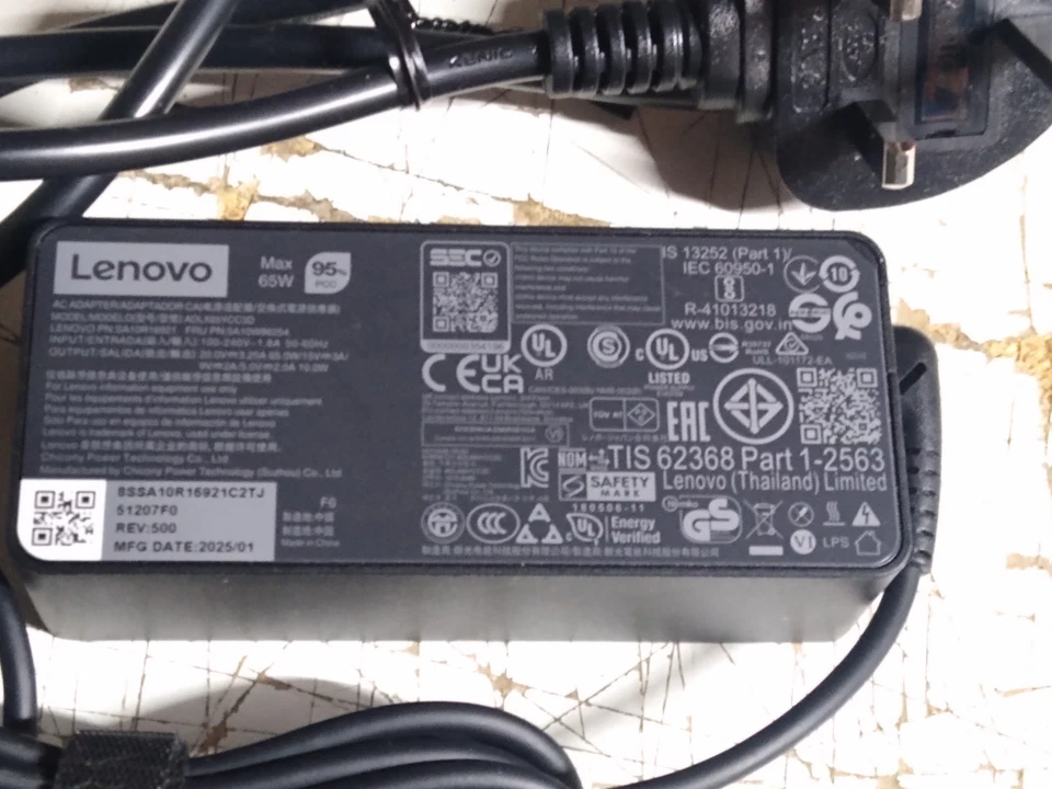 Genuine Lenovo 65W USB C Type C Charger 20v With Power Cable - Image 2 of 3