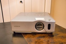 Hitachi CP-X205 3LCD Multimedia Projector 2200 Lumens XGA 1024x768