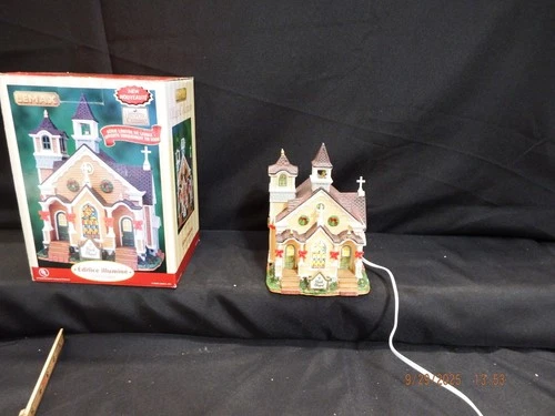 Lemax 2008 Harvest Crossing Faith Chapel Lighted Ceramic Christmas Village-C099