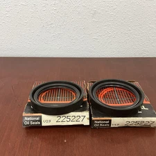 NOS Federal Mogul National Oil Seals Part#  225227 QTY 2