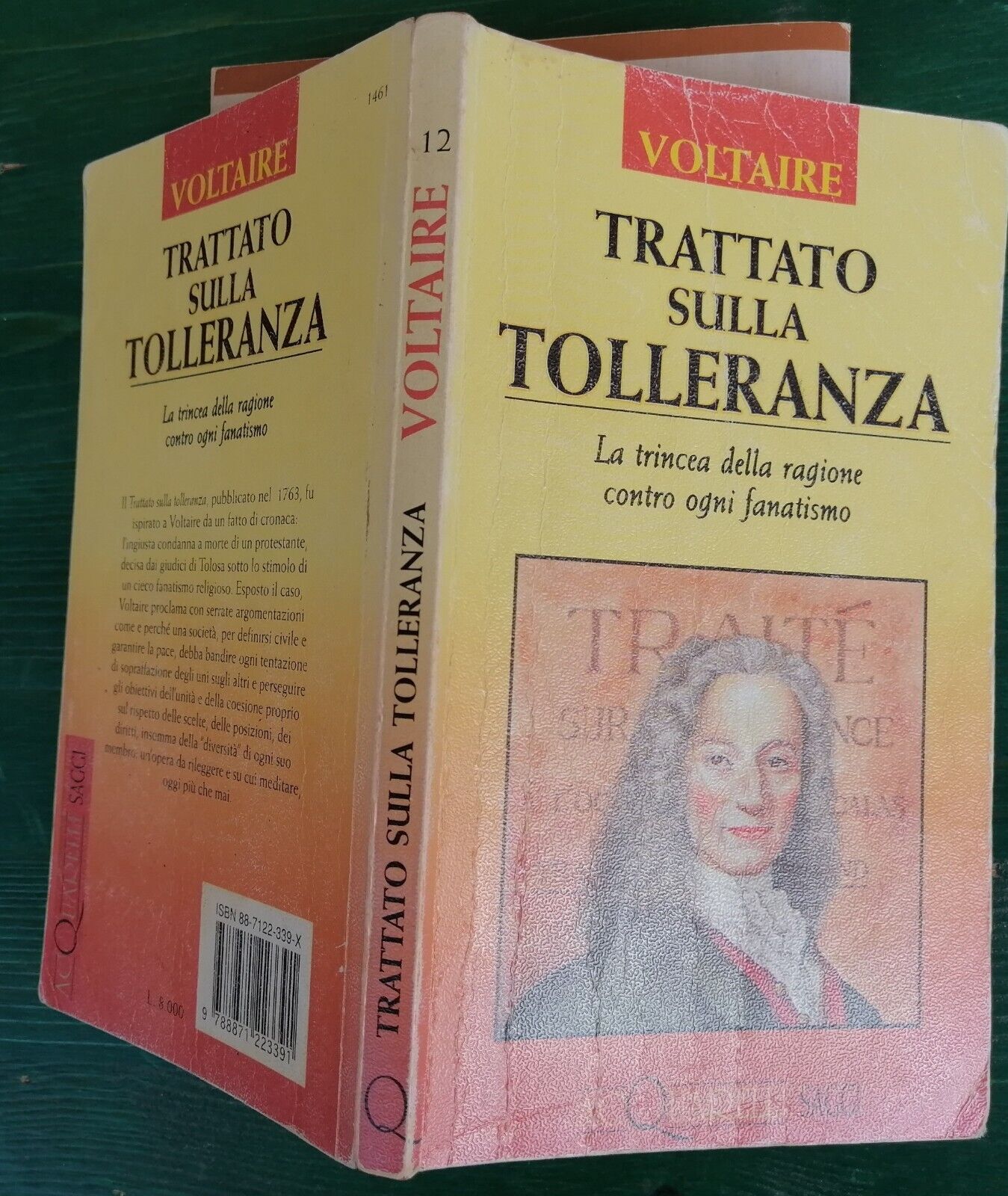 Foto 9 di 12