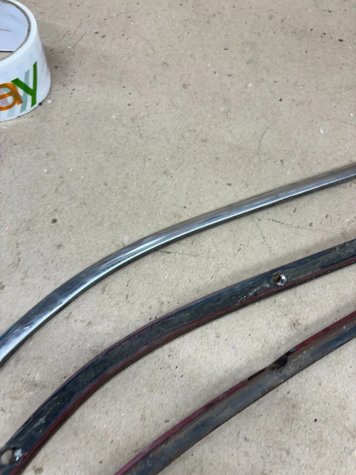 1973 1989 CHEVROLET GMC K10 1986 ROOF DRIP RAIL TRIM REGULAR SINGLE CAB BRACKETS - Image 3 of 4