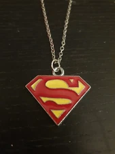 Superman Medallion Necklace 18" Silver Plated Chain Gift Box, NEW USA