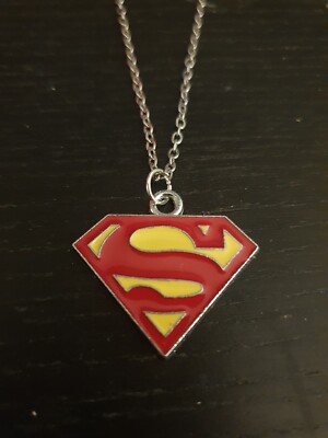 Superman Medallion Necklace 18'' Silver Plated Chain Gift Box, NEW USA