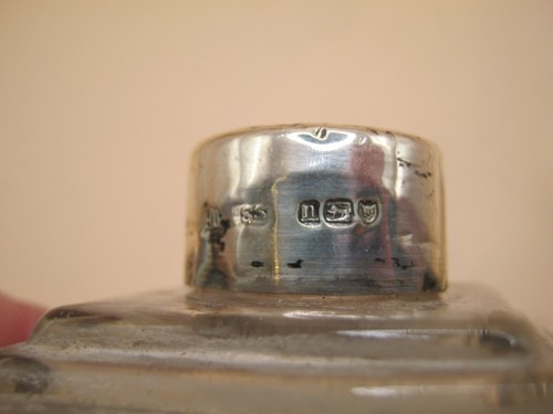London 1908 Sterling Silver & Hobnail Cut Glass Perfume / Scent Bottle - Picture 3 of 3