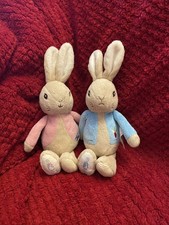 Beatrix Potter My First Bean Rattle Peter rabbit & Flopsy Bunny  20cm