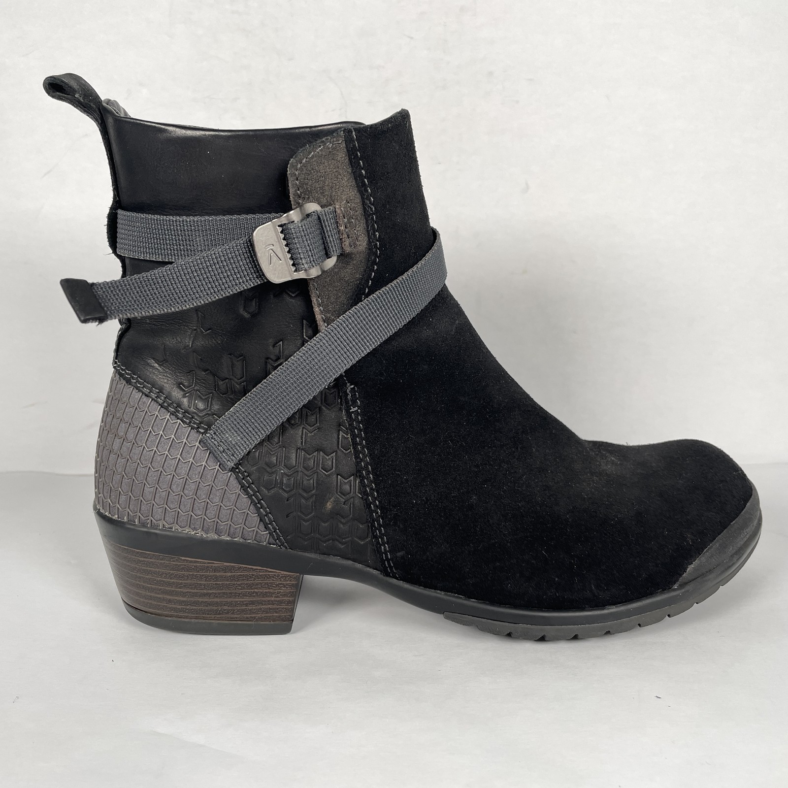 Stivali Keen Morrison donna misura 8 5 neri pelle scamosciata cinturino zip laterale scarpe