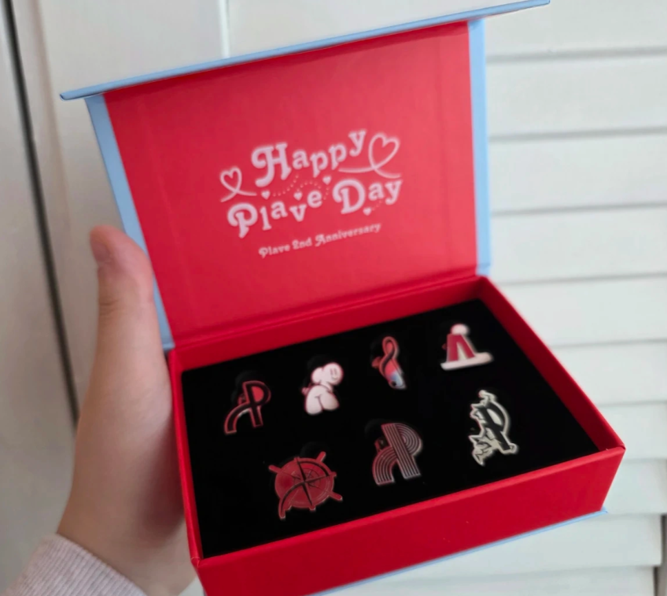 Limited Edition HAPPY PLAVE DAY 2nd Anniversary Badge Set Pop up Logo K ...