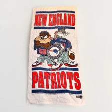 New England Patriots Looney Tunes Towel Bugs Bunny Taz NFL Team Spirits VTG