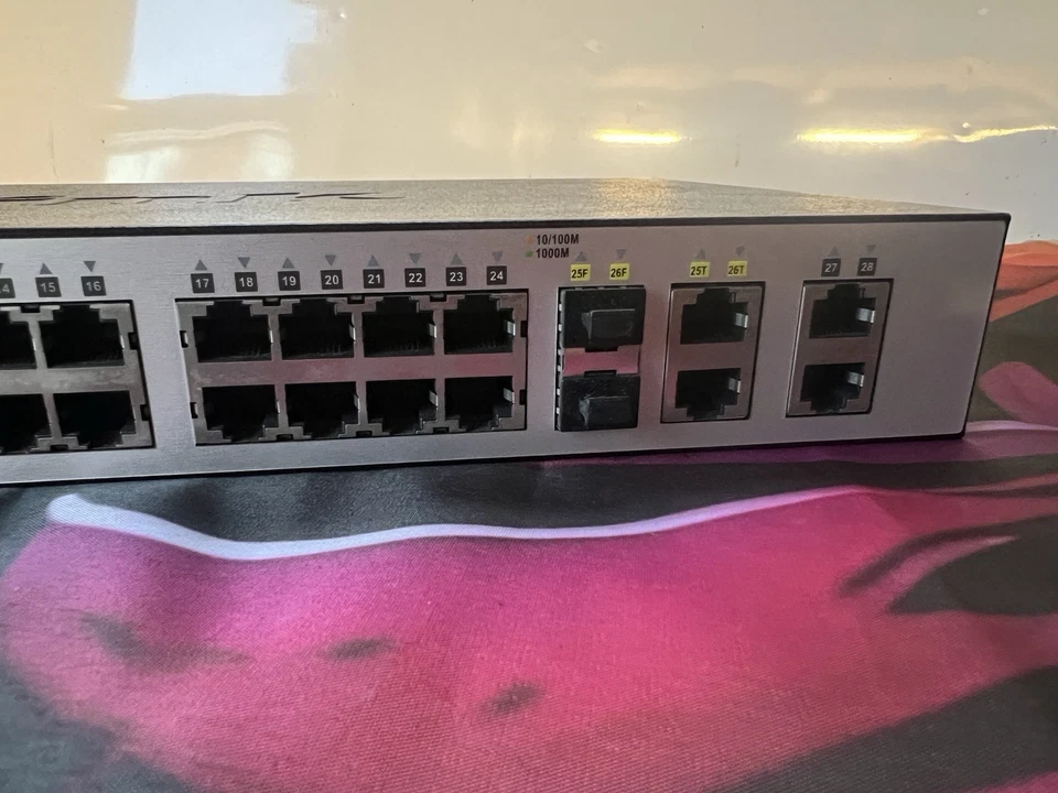 D-Link DES-1210-28P 24-Port Gigabit PoE Web Smart Switch + Rack Ears - Image 3 of 4
