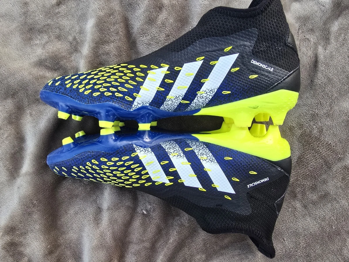 adidas gazelle silver green womens Adidas Predator Freak.3 Laceless Firm Ground Cleats main image 1