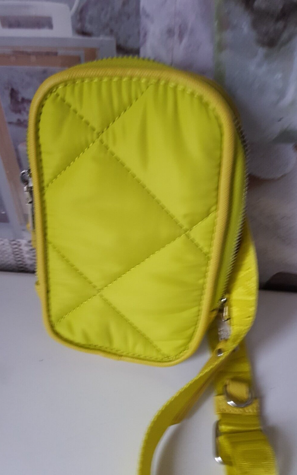 Steve Madden Quickly Quilted Neon Green Phone Card Crossbody Case Bag