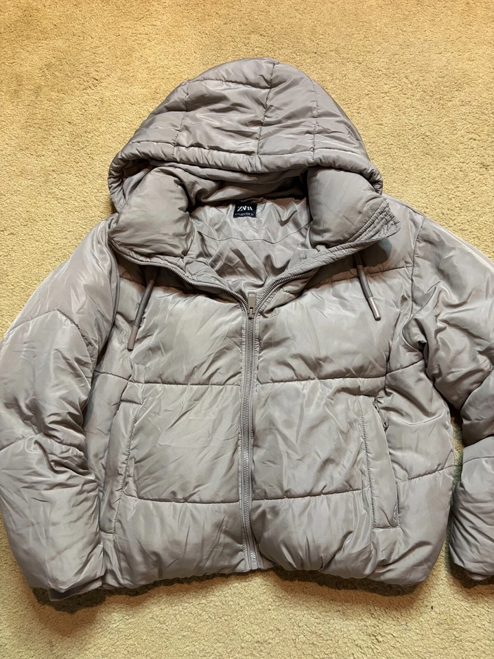 Zara Taupe Quilted Insulated Oversized Crop Hooded Puffer Coat Winter Jacket M - Image 2 of 4