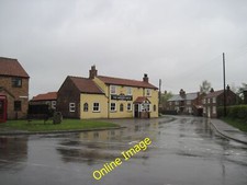 Photo 12x8 The  pub  with  a  new  name,  The  Mended  Drum Huby/SE5665 S c2012