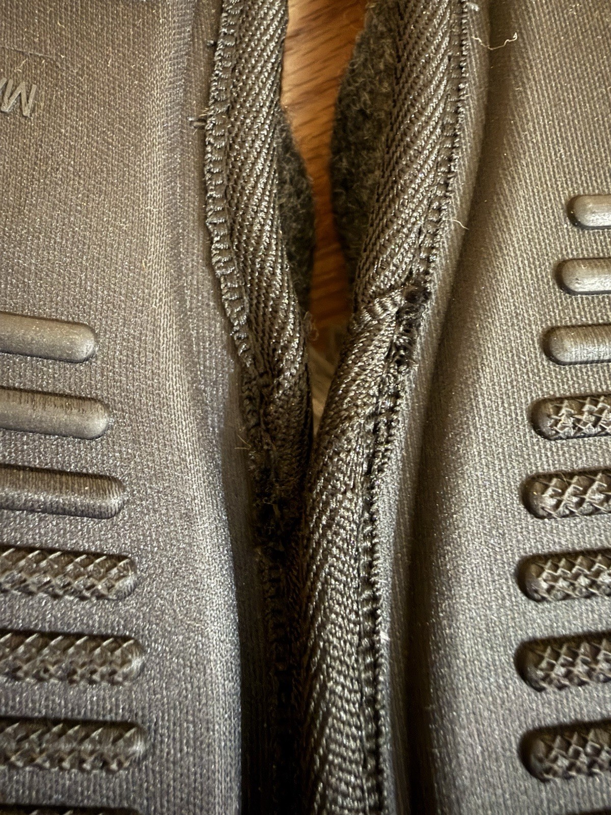 True Religion Men’s Slipper Sock Set Black Gold White Size M 9-10 New In Package thumbnail 5