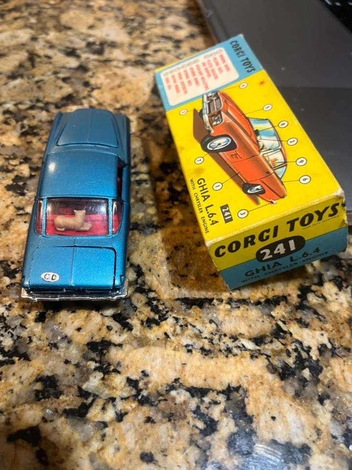 Corgi number 241 Ghia L6.4 - Image 3 of 4