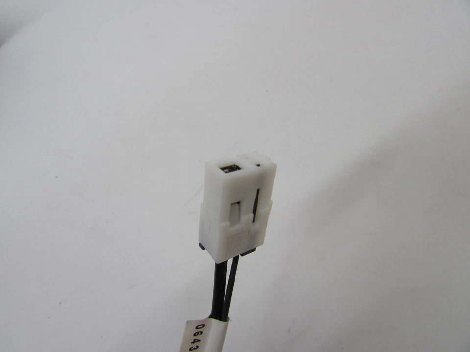 Pontiac Torrent 2007 antena de techo negra 15917960 OEM 07 08 09 10 Foto 4 de 4