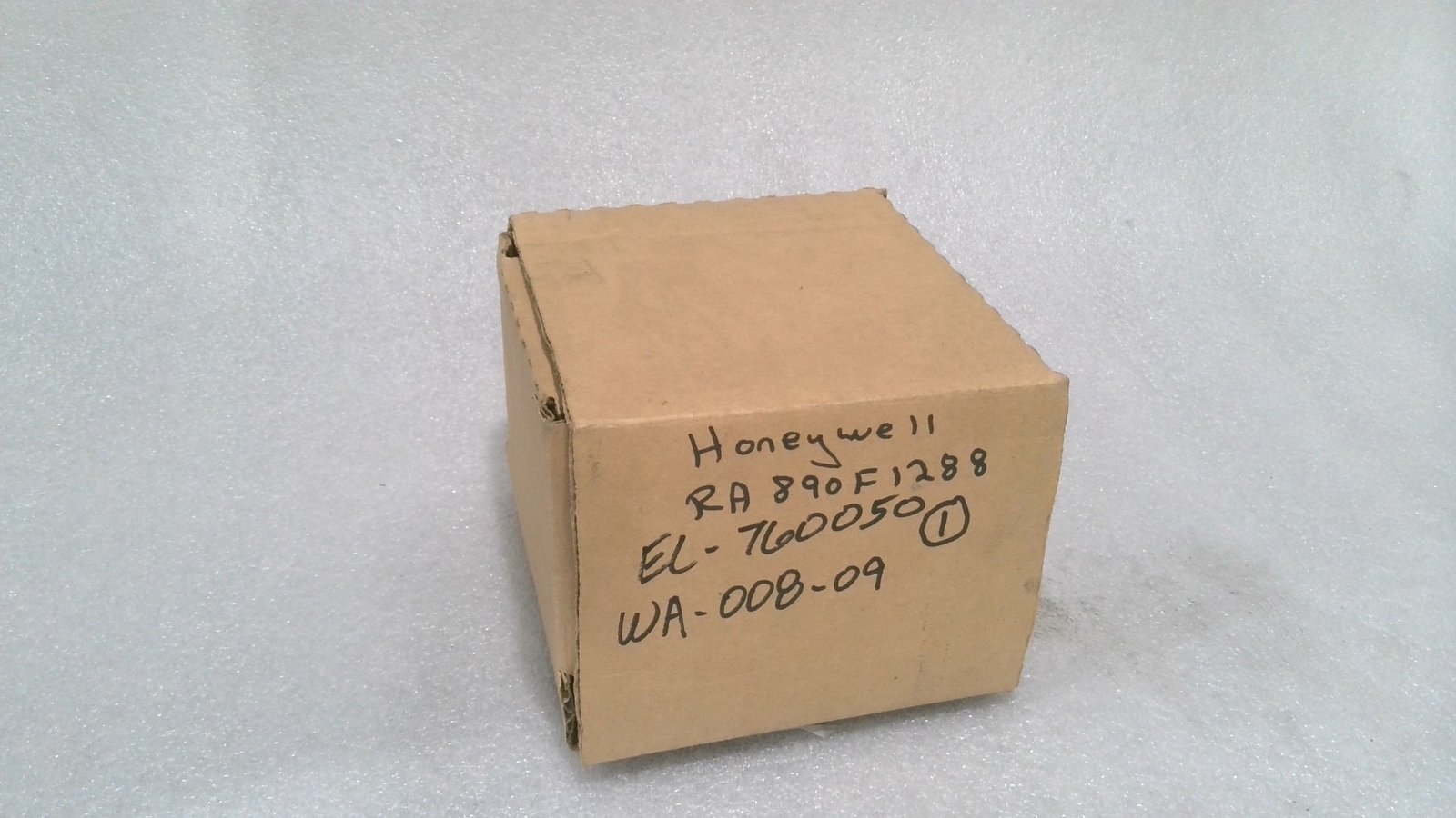 HONEYWELL RA890F1288 FLAME SAFE GUARD PROTECTORELAY, 120VAC