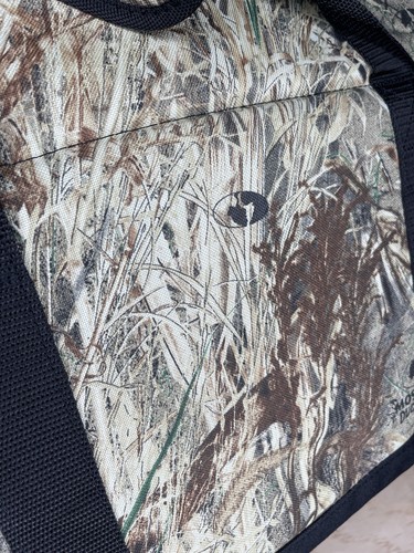 Polar Bear, Mossy Oak Camo, Cooler, 18 X 13 12pack - Picture 18 of 19