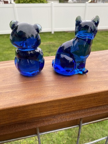 Pesas de papel translúcido azul cobalto Fenton para gato y oso - Imagen 3 de 5