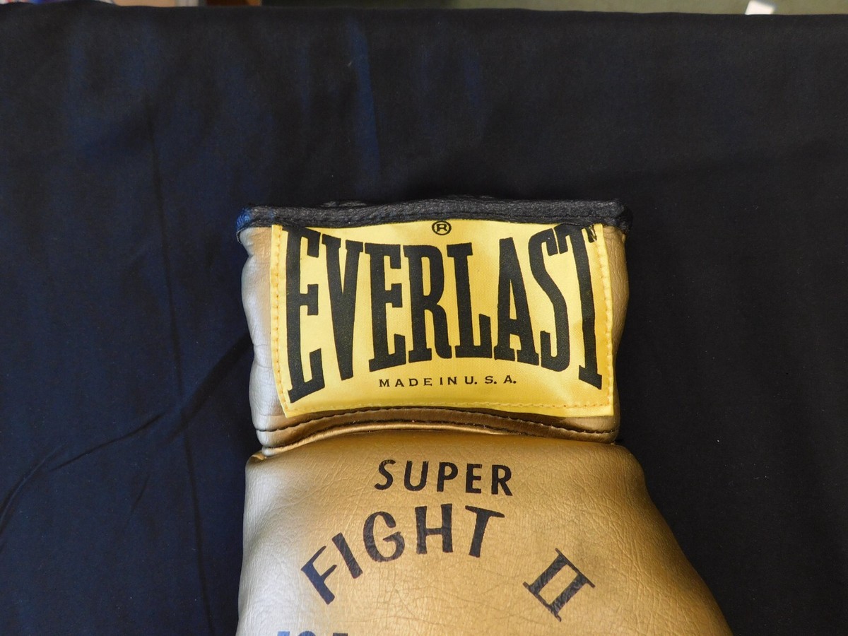 Gant de boxe Everlast rouge signé par Joe Frazier (JSA