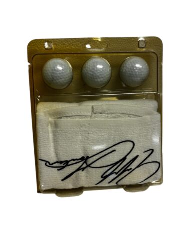 NASCAR #24 Jeff Gordon Golfbälle und Handtuch Set New Old Stock - Bild 2 von 2