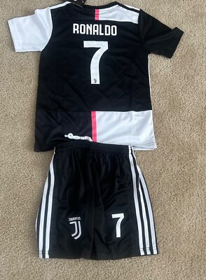 Ronaldo #7 Juventus Youth kids White and Black Jersey W-Shorts