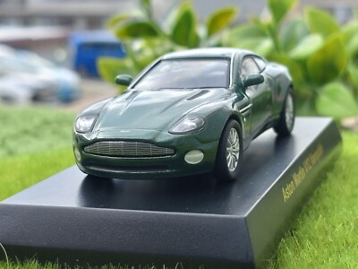 京商 Aston Martin V12 Vanquish 1/12 KYOSHO 1/12 Scale ASTON MARTIN V12 VANQUISH (Silver) / 007
