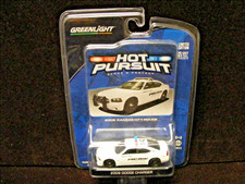 Greenlight Hot Pursuit 1:64 Kansas City Kansas Police 2008 Dodge Charger