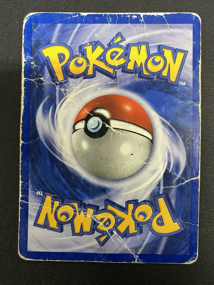Pokémon Lugia 9/111 Neo Genesis Unlimited Holo DAMAGED / HEAVILY PLAYED Rare - Image 4 of 4