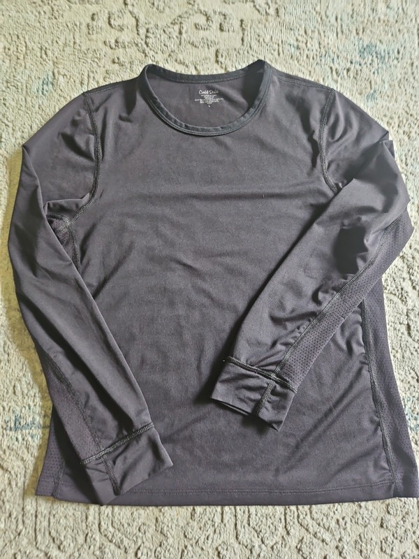 Cuddl Duds Women’s Long-Sleeve Crewneck Top Black Size L 