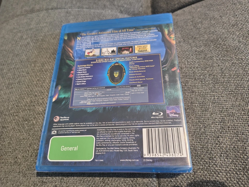 Snow White and the Seven Dwarfs Blu-ray Reg B New - Image 2 of 3