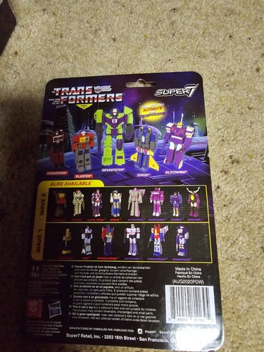 Super7 ReAction Figures Transformers Gold Armor Bumblebee Goldbug EXCLUSIVE NEW - Picture 2 of 3