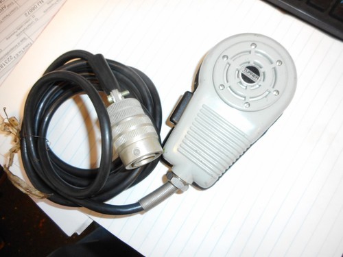 VINTAGE TURNER SR70d-RĘCZNY MIKROFON DYNAMICZNY PUSH TO TALK 1 KAŻDY - Zdjęcie 4 z 9
