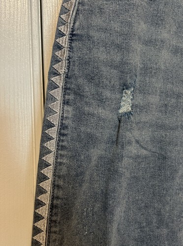 Light Colored Denim Skirt by Agnes Orinda, Size 2X, NWT - Picture 5 of 12