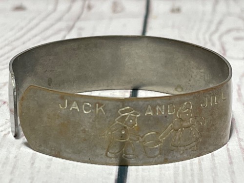 Vintage Metal Children Bracelet 1940s? Nursery Rhyme Cuff Bangle - Picture 5 of 5