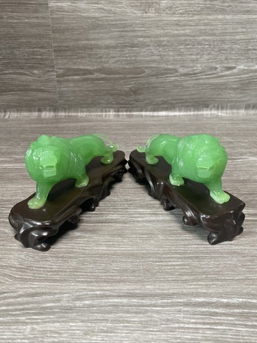 2x Jade Green Lion Vita Hong Kong Hard Plastic Resin Toy Vintage Art Deco Statue - Picture 2 of 19