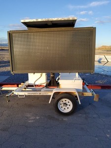 American Signal CMS-T33X GP-X32  Message Board With trailer and Is solar chargin