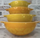 Vintage Pyrex Sunflower Daisy Yellow Orange Cinderella Nesting Bowl Set Of 4