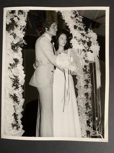 DINO  DEAN MARTIN   OLIVIA HUSSEY  Vintage Rare Original Press Photo 23 APR 1971
