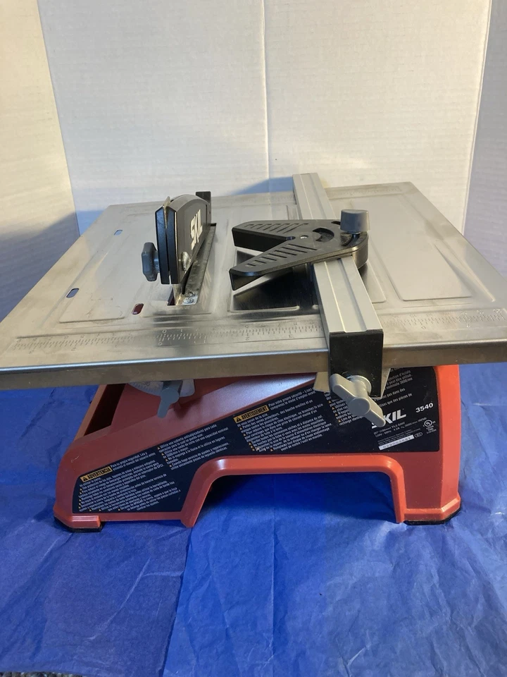 Sierra para azulejos de mesa húmeda SKIL 7 pulgadas Mod# 3540 (hoja de 4,2 amperios/7 pulgadas) Foto 3 de 4