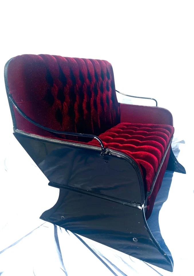 Dois assentos de trenó - Originalmente da Wildcat Inn & Tavern. Veludo esmagado Borgonha - Imagem 3 de 3