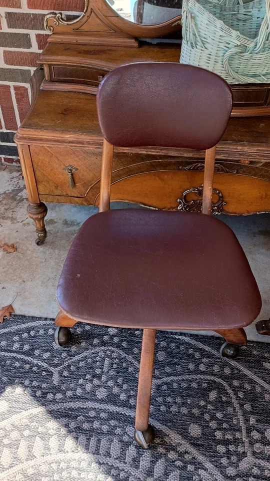 Silla de oficina antigua auténtica de cuero de pastor - inclinación giratoria enrollable años 40 Foto 4 de 4