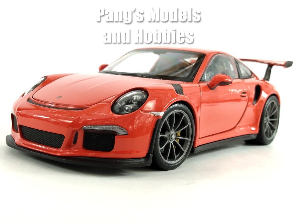 2016 Porsche 911 991.1 GT3 1/24 Scale Diecast Metal Model by Welly - Orange