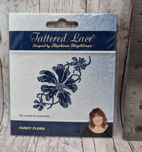 Tattered Lace Metal Cutting Dies Flowers Dragonflies Bumblebees Fruit Ivy Frames - Picture 5 of 22