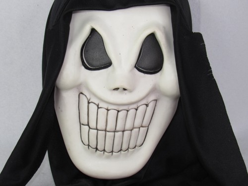 Easter Unlimited Fun World Ghost Face Smiling Mask Vintage Big Teeth Halloween - Picture 2 of 5