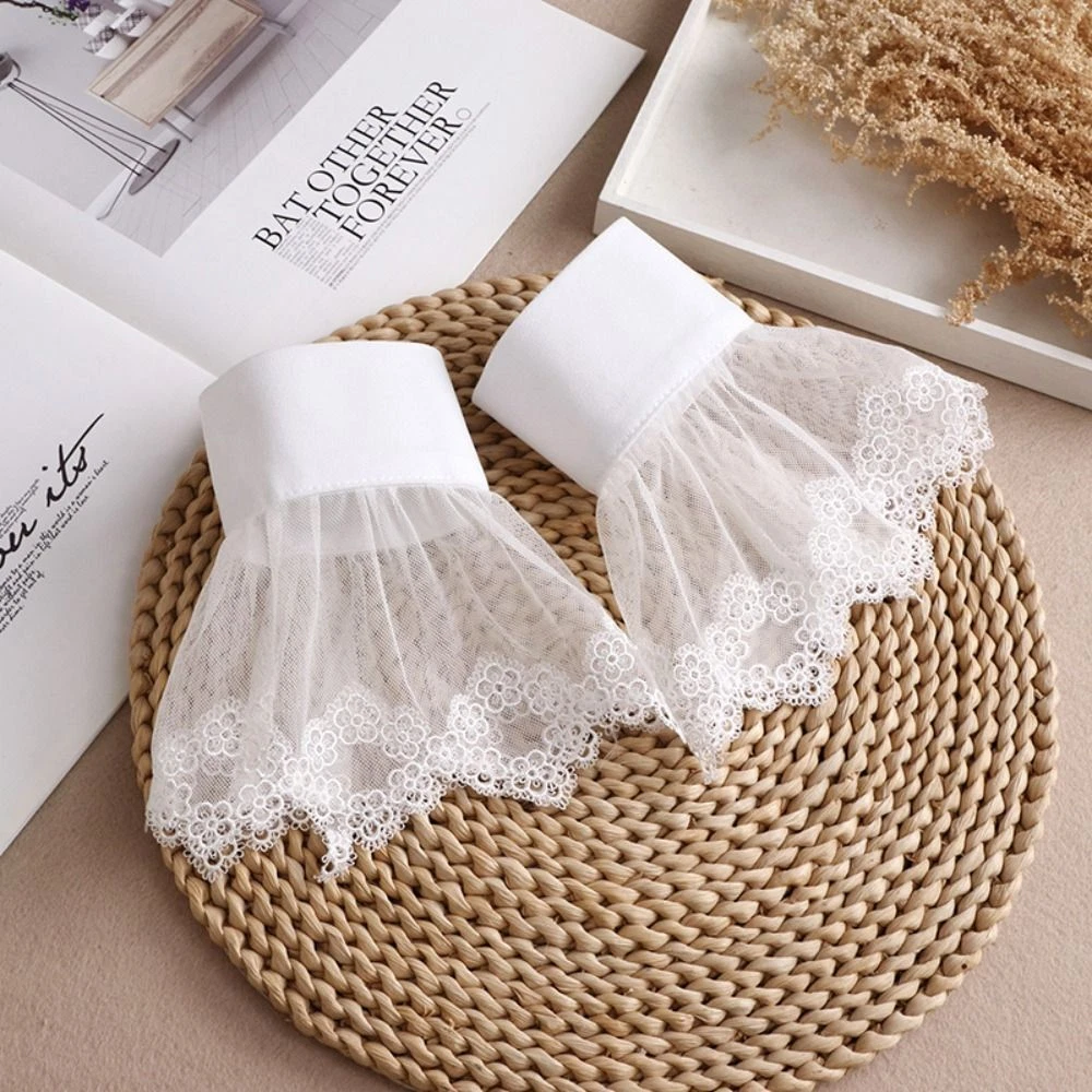 Lace cuffs deals