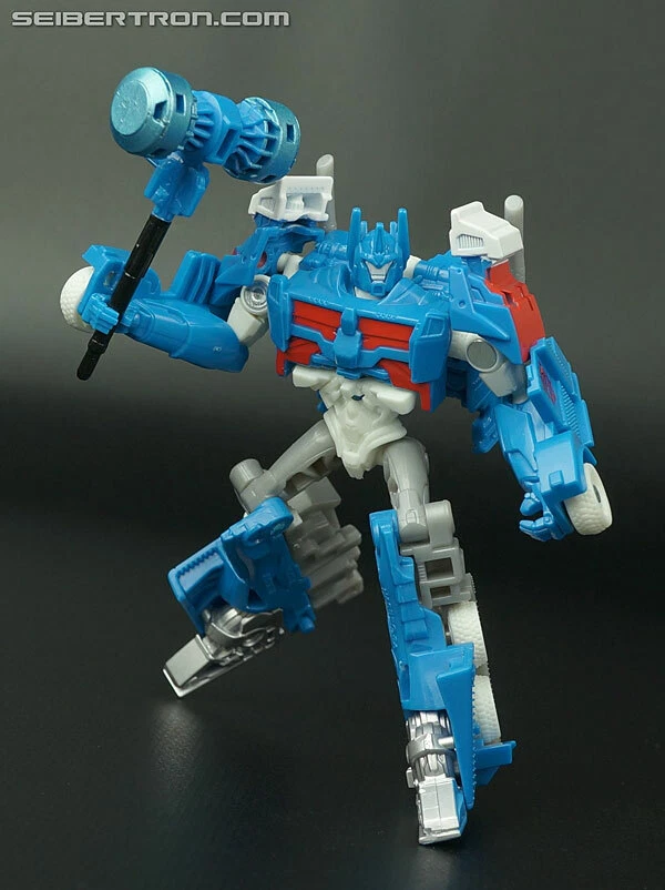 Prime Ultra Magnus Beast Hunters Action Figure 4" Toy New in Card - Image 4 of 4